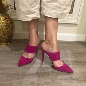 Jessica Simpson heels